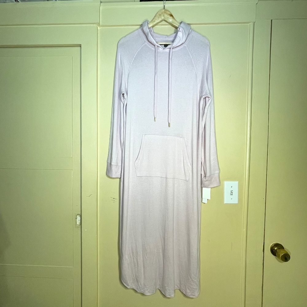 Bubblegum pink pajamas Donna Karen